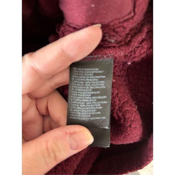 The North Face Campshire Wrap Women’s Medium Large Sherpa Fleece Maroon Jacket - Picture 3 of 12